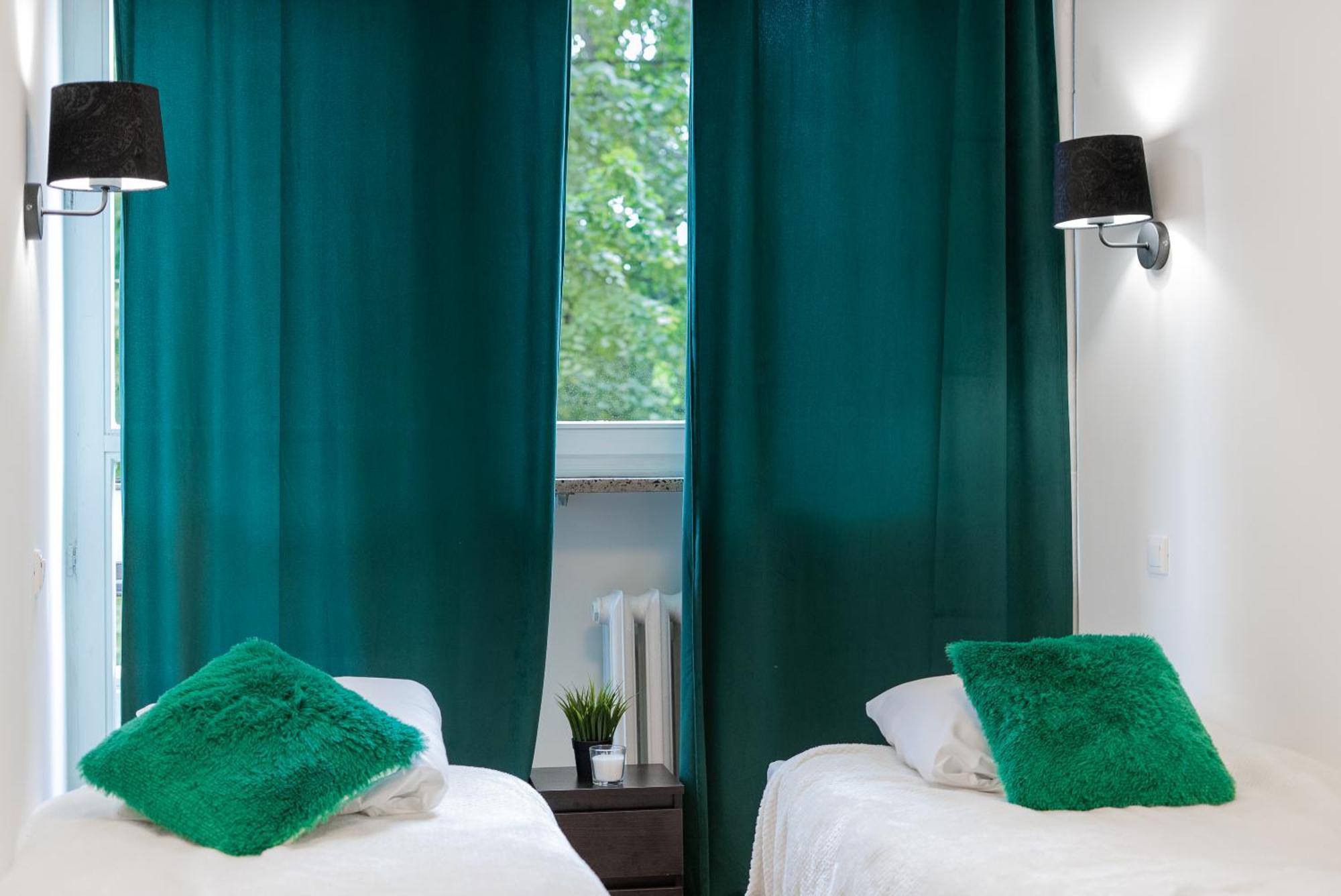 Mgr Pokoje W Samym Centrum Warszawy By Metro Rondo Onz - Super Bed Year23 Warsaw Exterior photo